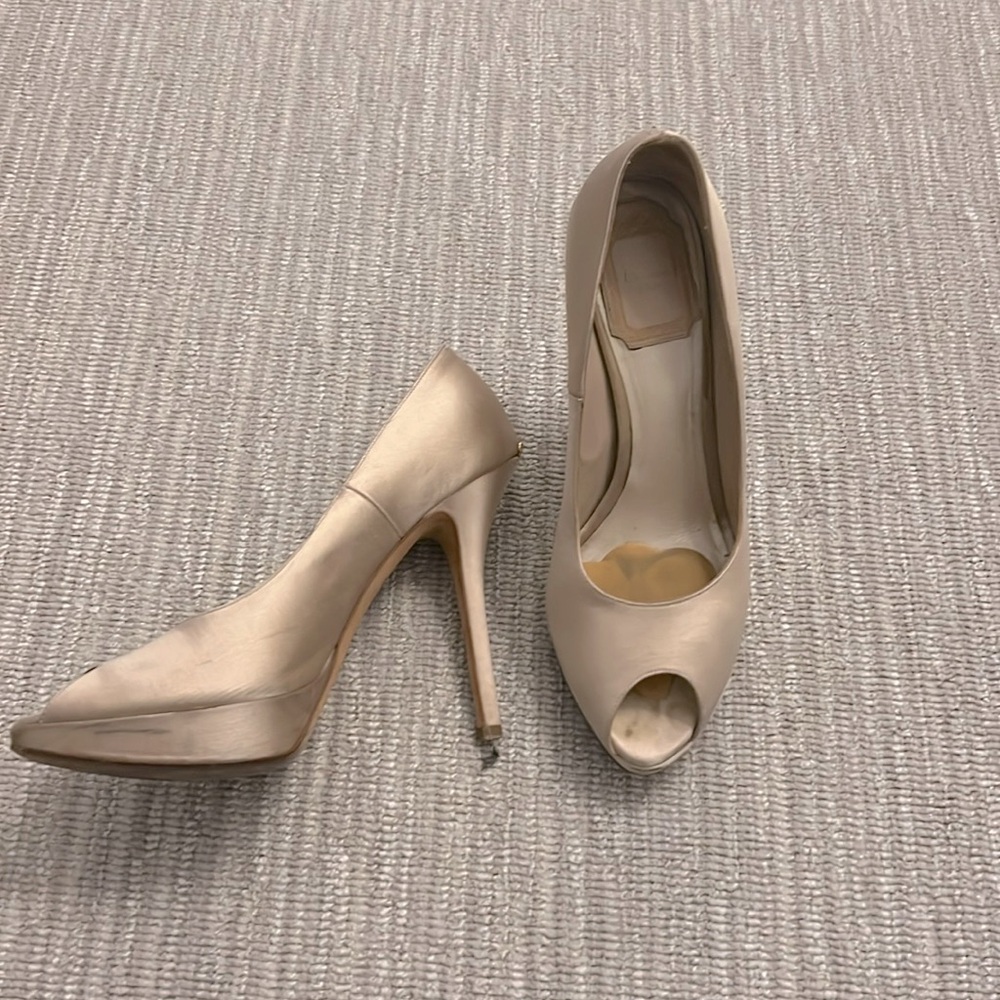 CHRISTIAN DIOR satin peeptoe pump